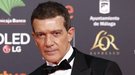 Antonio Banderas celebra que ha superado el coronavirus: "Estoy curado"