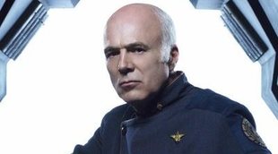 El equipo de 'Battlestar Galactica' pide ayuda para Michael Hogan tras sufrir una hemorragia cerebral