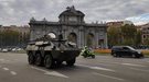 Alejandro Amenábar asusta a los madrileños llenando las calles de tanques en el rodaje de 'La Fortuna'