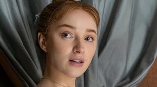 Phoebe Dynevor ('Los Bridgerton') cree que es muy difícil que se ruede la temporada 2 en tiempos de pandemia