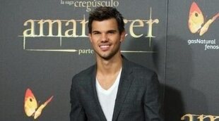 Taylor Lautner ('Crepúsculo') sobre su ascenso y caída y su relación con la fama: "Pasé años sin salir de casa"