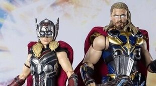 Las nuevas figuras de 'Thor: Love and Thunder' filtran los looks de Natalie Portman y Chris Hemsworth