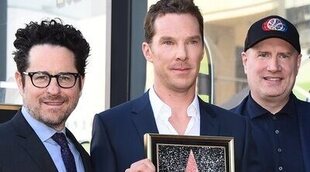 Benedict Cumberbatch recibe su estrella en el Paseo de la Fama y recuerda a su hermana fallecida