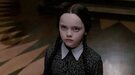 La participación frustrada de Anthony Hopkins y otras 9 curiosidades sobre 'La familia Addams'