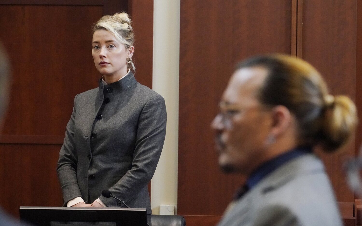 Supuestas campañas de apoyo a Amber Heard están siendo suspendidas en GoFundMe por fraudulentas