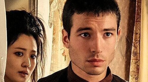 Ezra Miller, acusado de"manipular" a una menor recurriendo a la "violencia e intimidación"