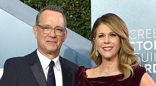 Tom Hanks estalla contra fans por empujar a su esposa mientras los seguían para hacerse selfies