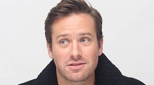 ¿Armie Hammer trabaja como conserje en un hotel de las Islas Caimán?