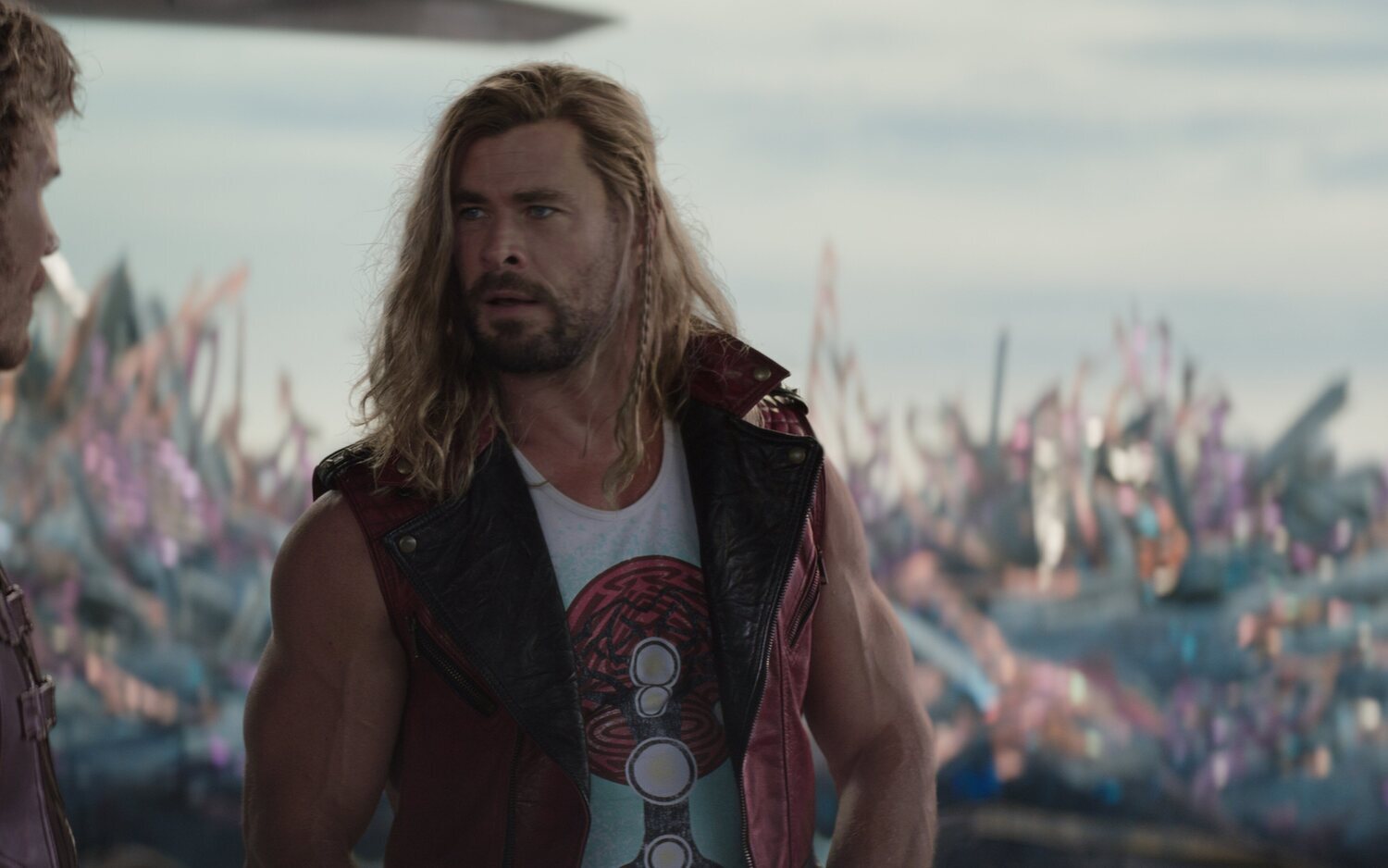 'Thor: Love and Thunder': Chris Hemsworth presume de hija y el papel clave que tiene en la película