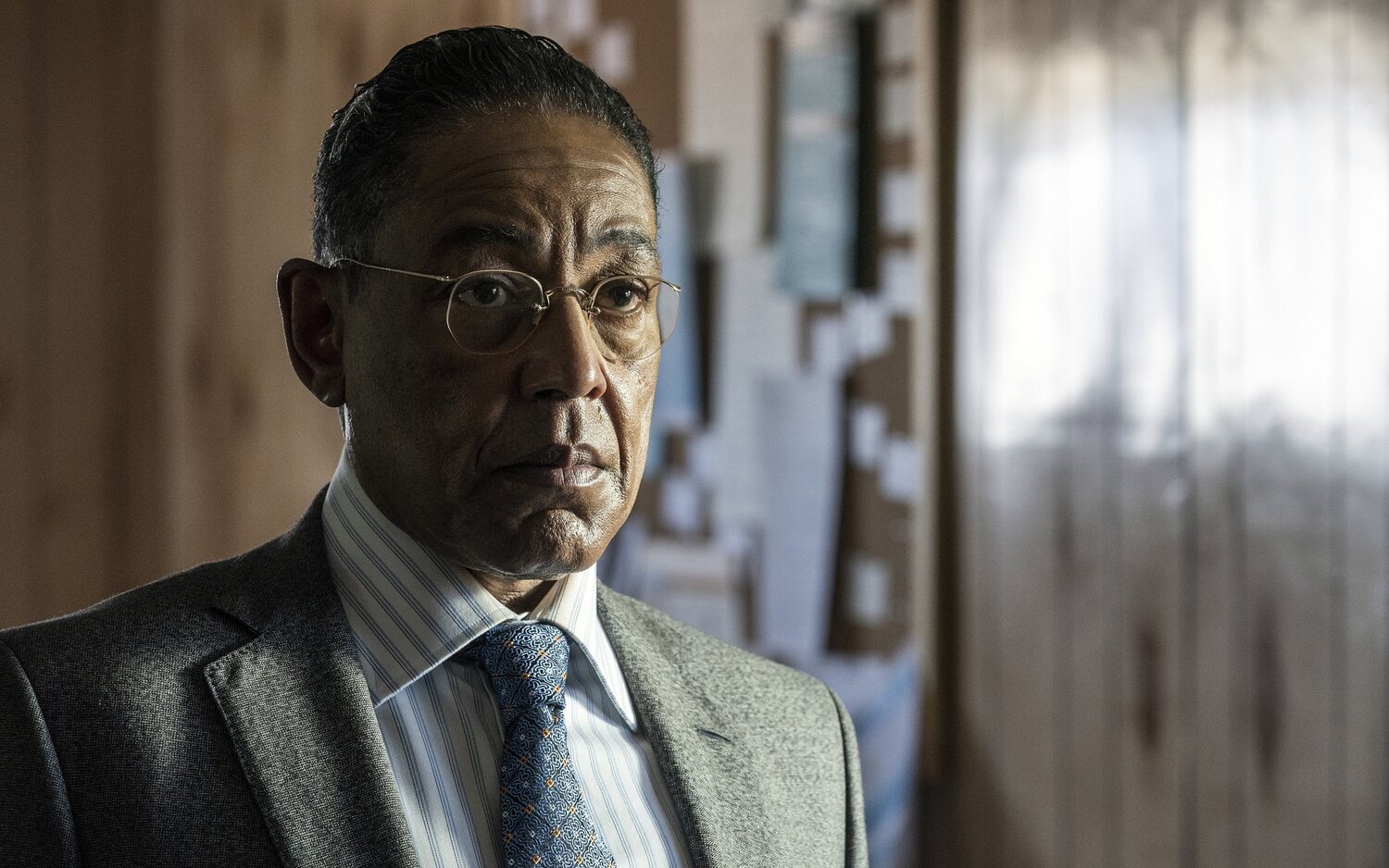 Giancarlo Esposito se ha reunido con Marvel y quiere interpretar al Profesor X en el UCM