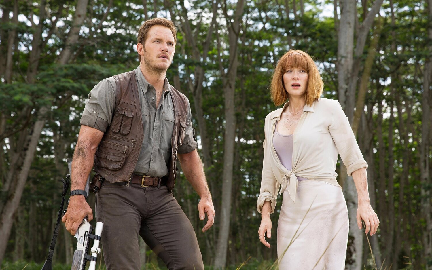 'Jurassic World': Bryce Dallas Howard revela que ha cobrado "mucho menos" que Chris Pratt por la trilogía