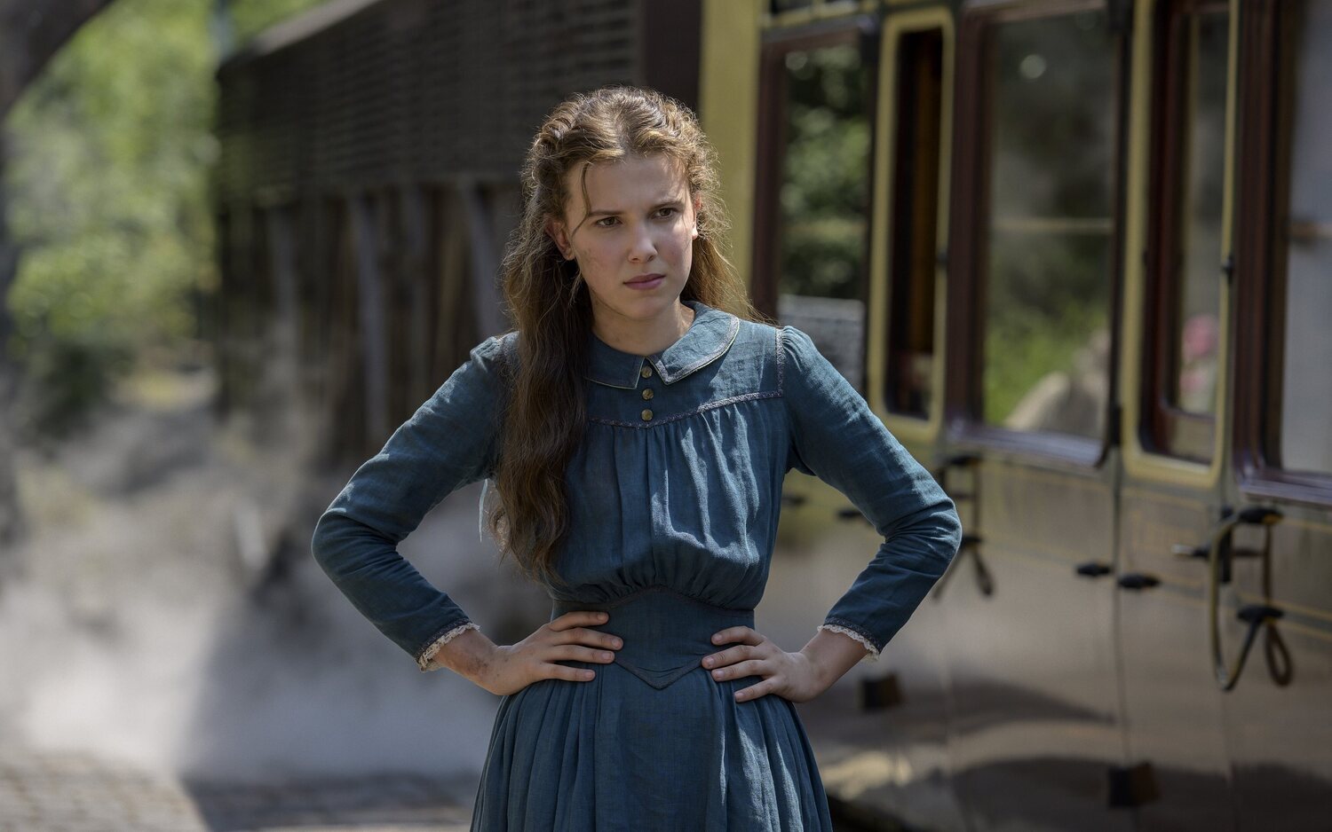 'Enola Holmes 2': Primer vistazo a Millie Bobby Brown y Henry Cavill investigando juntos