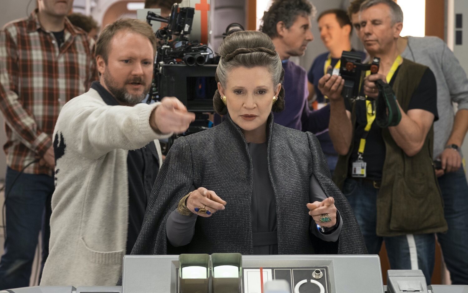 'Star Wars': Rian Johnson confirma que su trilogía sigue en mente aunque aún no sepan cuándo encajarla