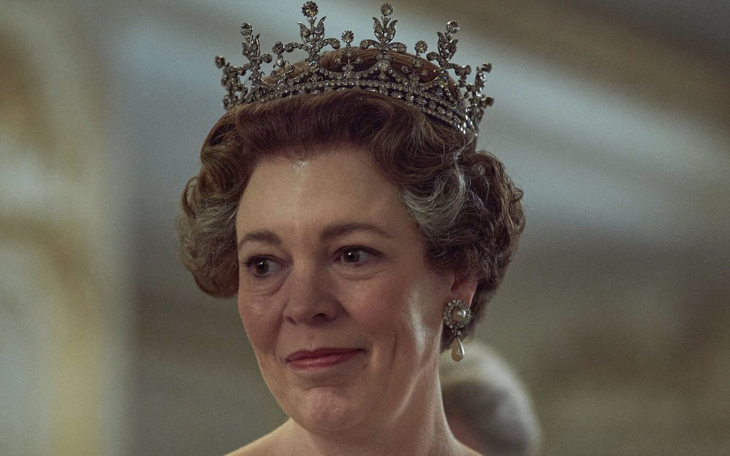 'The Crown' pausará temporalmente el rodaje de su sexta temporada por la muerte de la reina Isabel II