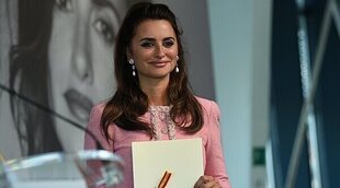 Penélope Cruz recoge el Premio Nacional de Cinematografía y dona su dotación a varias causas sociales