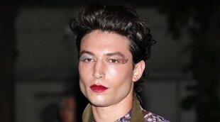 La espiral de destrucción de Ezra Miller: Violencia de género, delirios de mesías y una vida de vagabundo