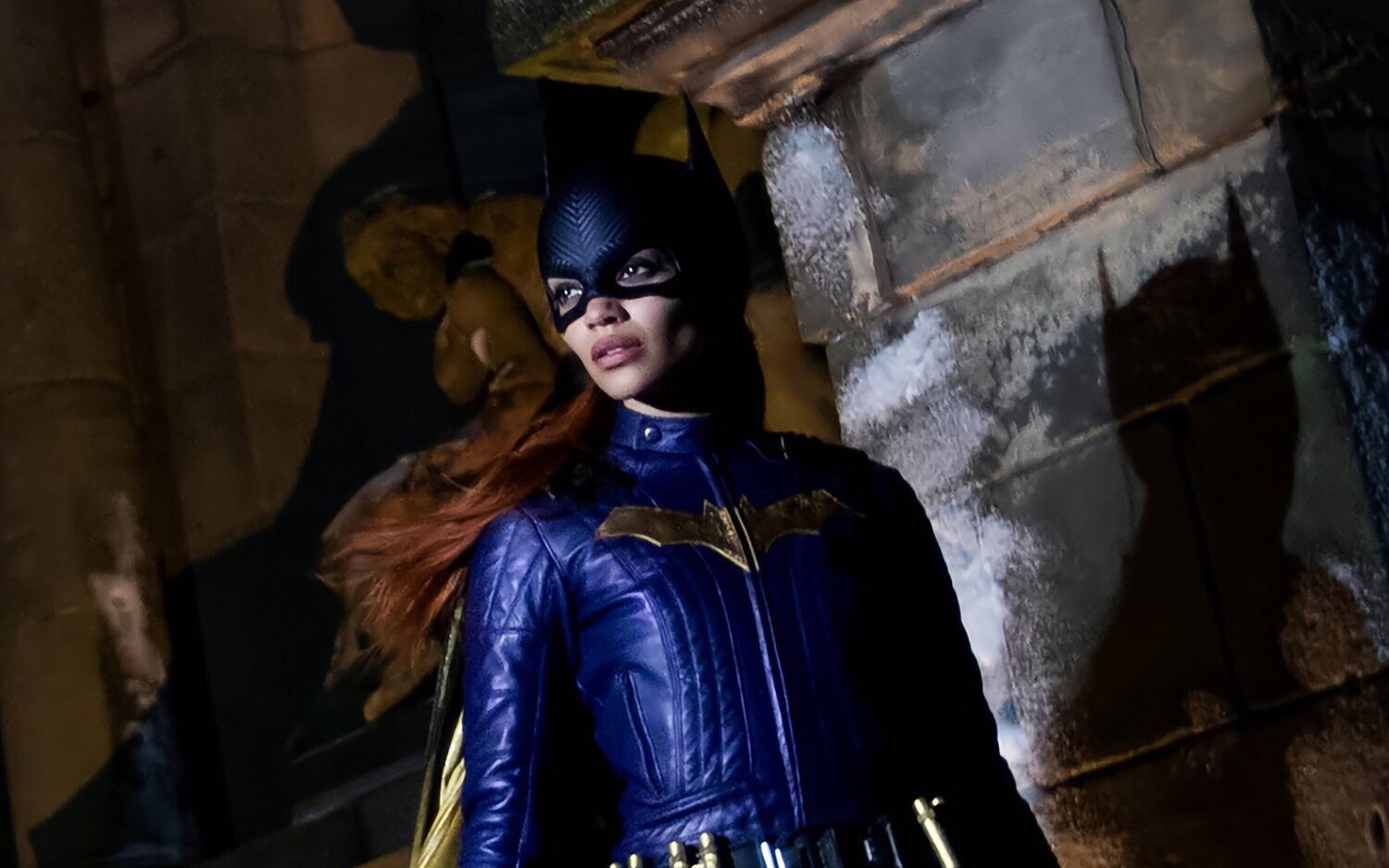 'Batgirl': Ivory Aquino comparte un impactante video lleno de acrobacias detrás de las cámaras