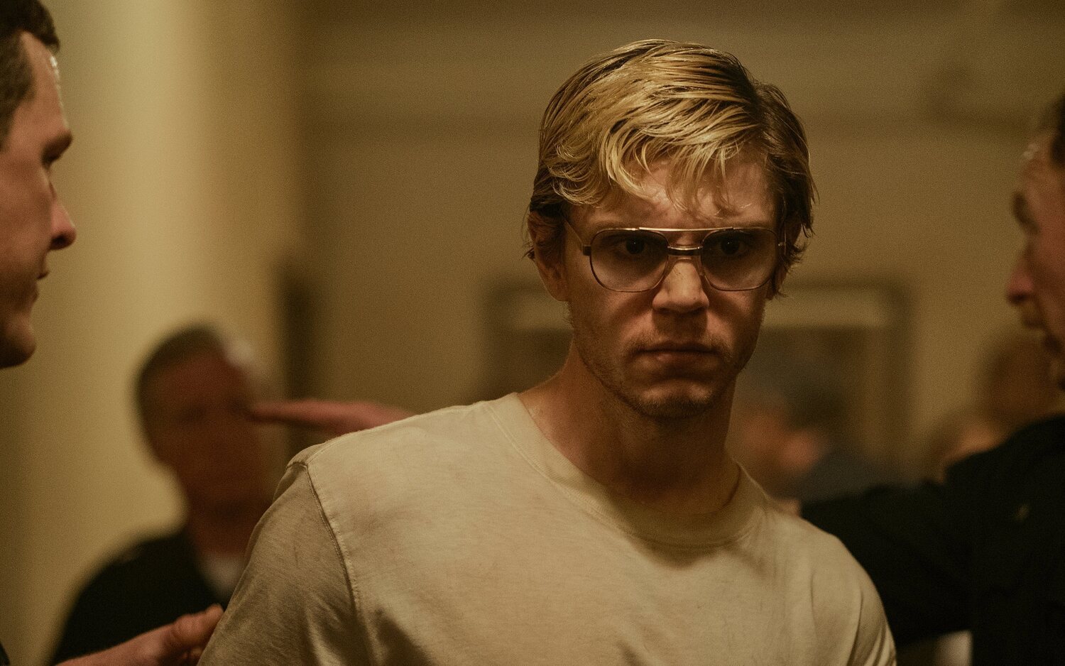 'Dahmer': Un familiar de una de las víctimas de Jeffrey Dahmer estalla contra Netflix por la serie