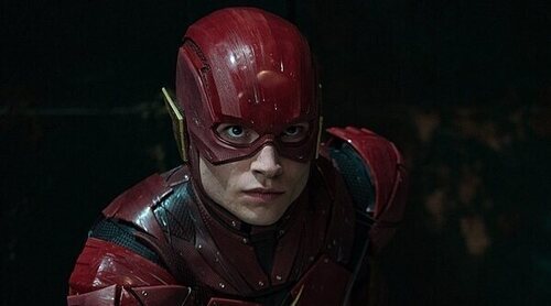 Ezra Miller regresa al set de rodaje de 'The Flash' para la grabación de escenas adicionales