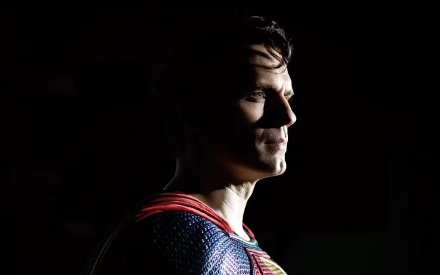 Henry Cavill hace oficial su regreso como Superman: "Vuestra paciencia será recompensada"