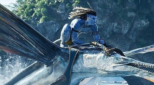 'Avatar: El sentido del agua': James Cameron escribió el guión de 'Avatar 1.5' para ayudar a los actores