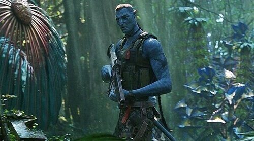 'Avatar: El sentido del agua': James Cameron eliminó escenas de acción para no romantizar las armas de fuego