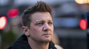 Jeremy Renner permanece en la unidad de cuidados intensivos tras someterse a cirugía