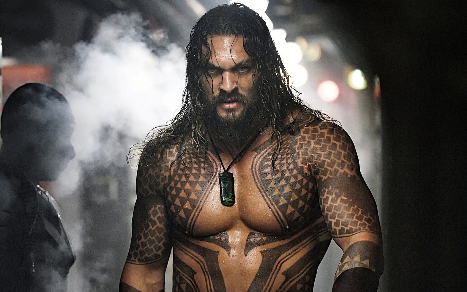 "Siempre seré Aquaman": Jason Momoa responde a los rumores tras su reunión con James Gunn y Peter Safran