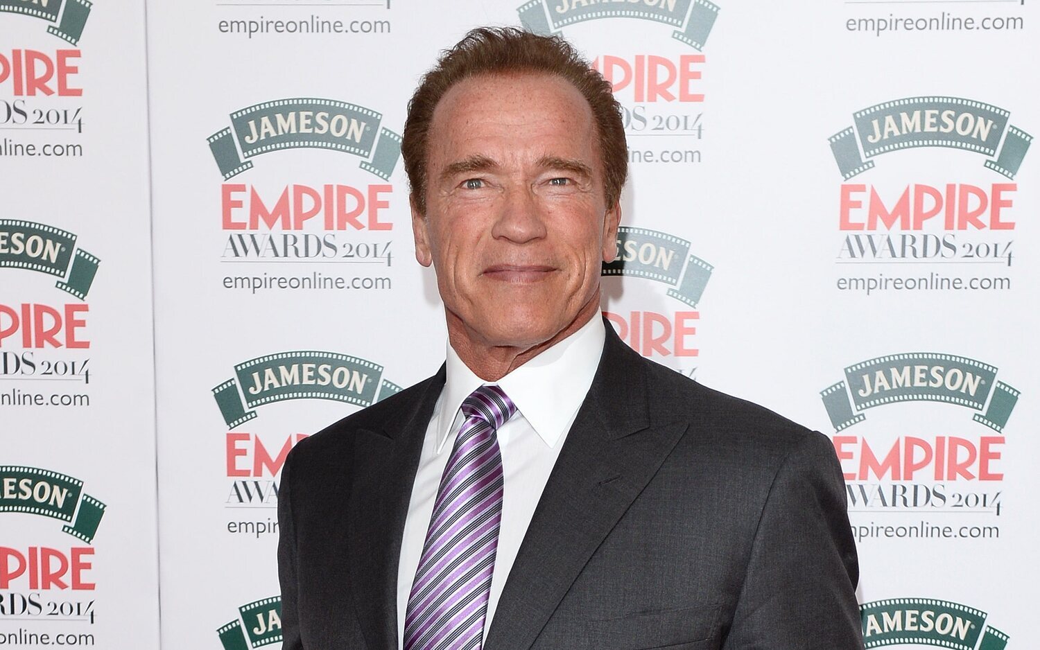 Arnold Schwarzenegger intenta razonar con los xenófobos: "Aún hay esperanza para ti"