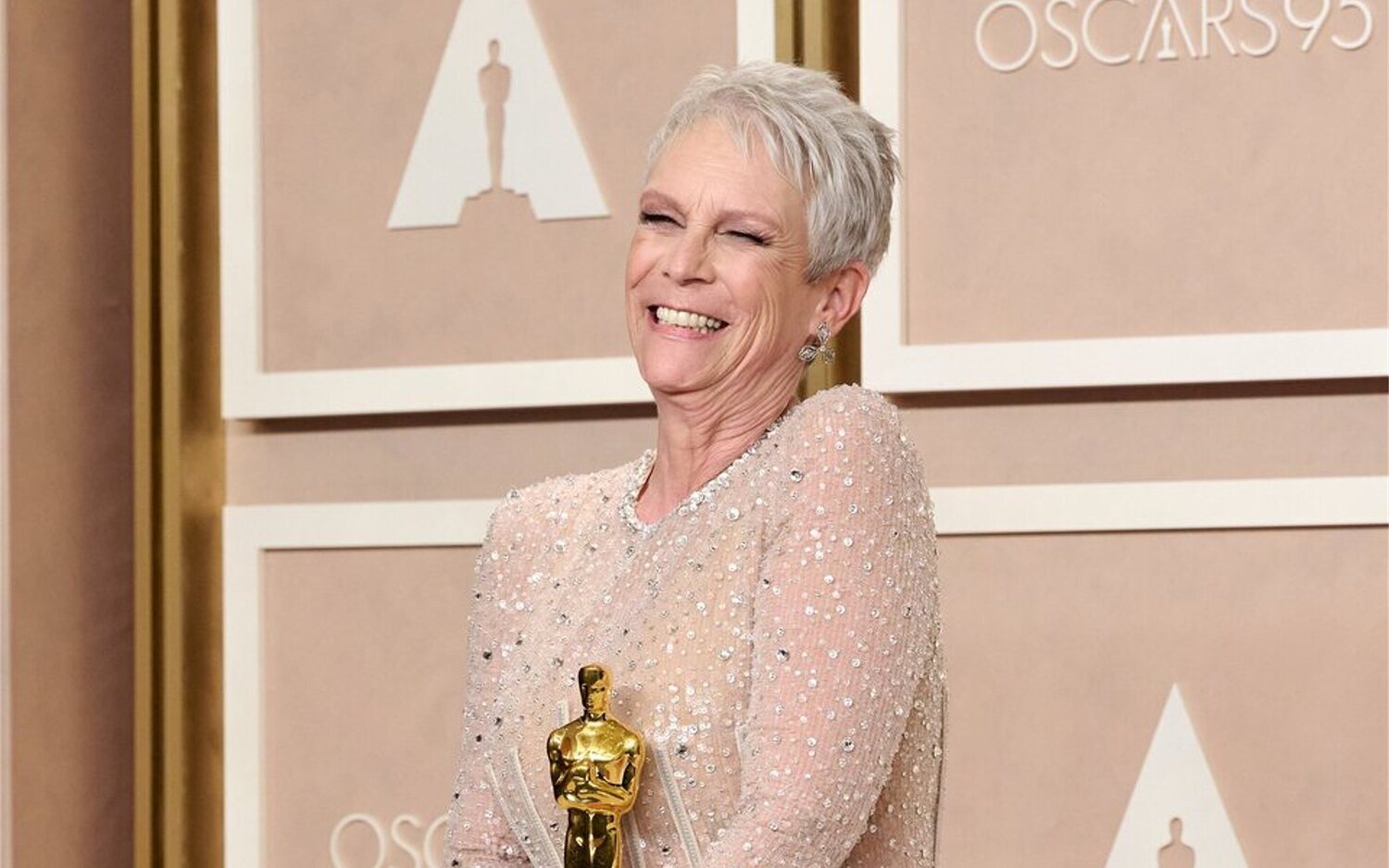 La ganadora al Oscar Jamie Lee Curtis quiere que haya "más putas mujeres todas a la vez, todo el tiempo, en todas partes"