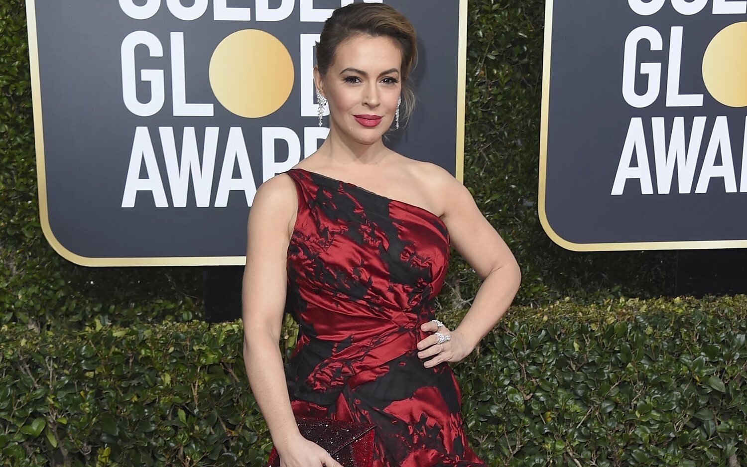 'Embrujadas' celebra una reunión sin Alyssa Milano, que envía un mensaje a los fans