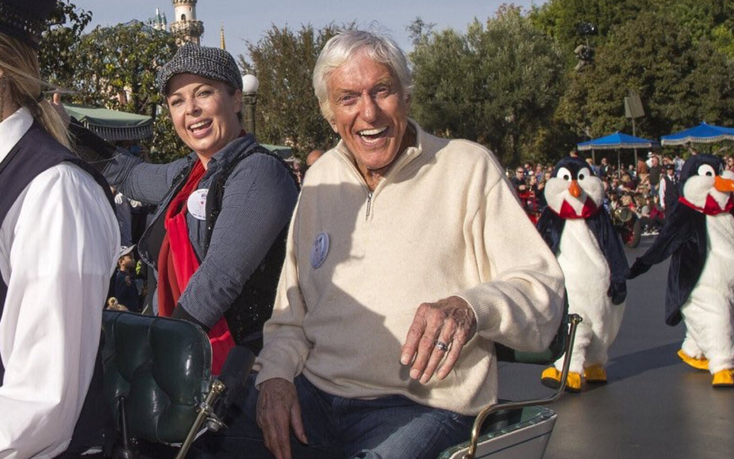 Dick Van Dyke ('Mary Poppins') sufre un accidente de coche en California con 97 años
