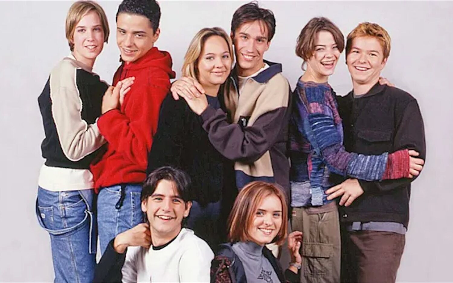 Los protagonistas de 'Compañeros' celebran el 25 aniversario de la serie con una reunión