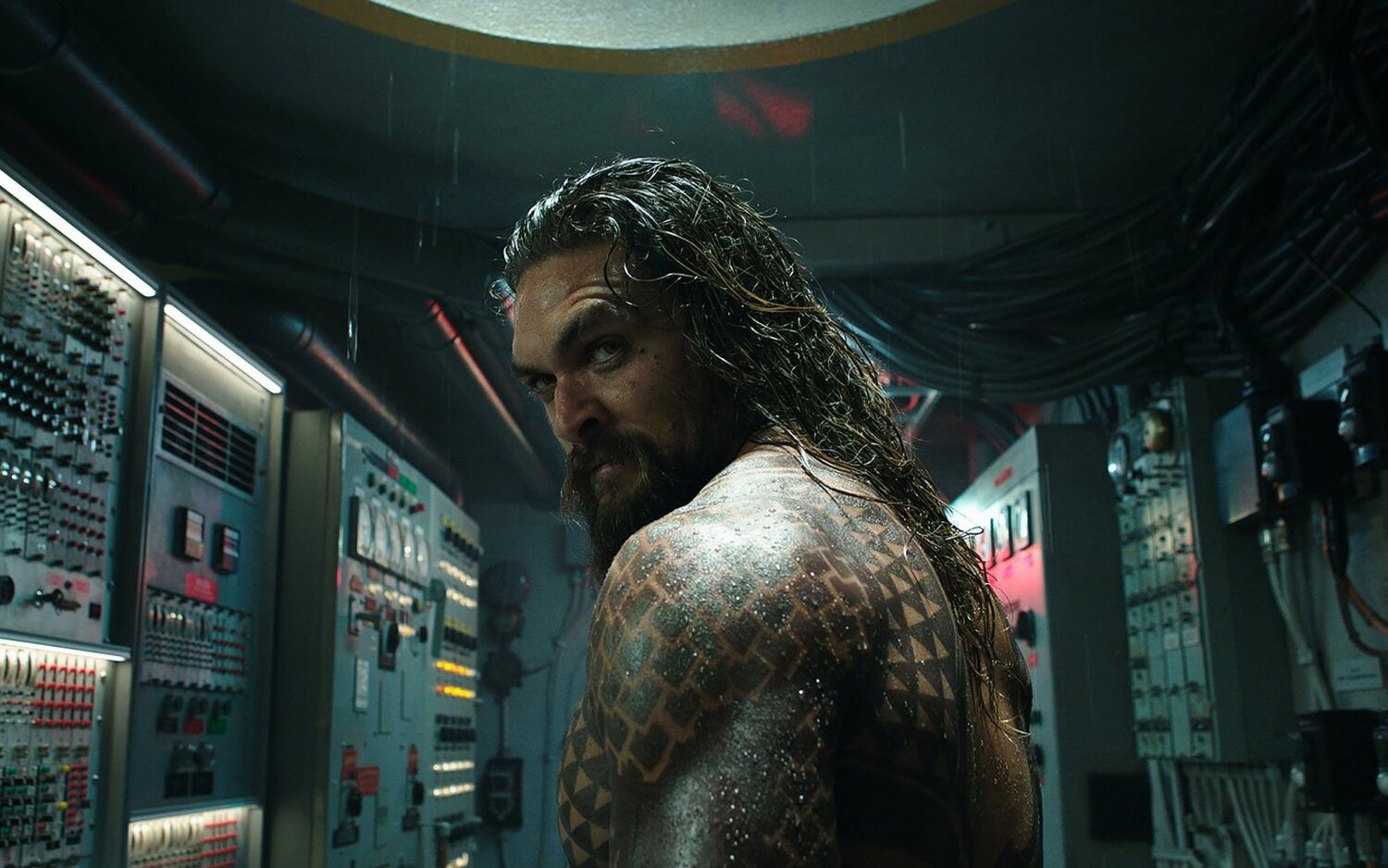 Jason Momoa cree que Aquaman sí formará parte del nuevo Universo DC