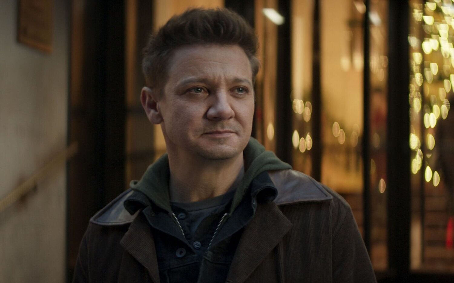 Jeremy Renner detalla todo el daño sufrido y comparte la escalofriante llamada al 911 tras su accidente