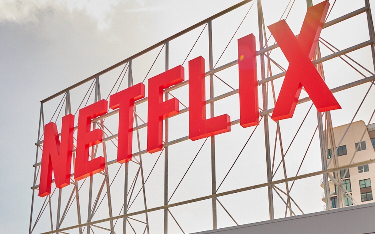 Netflix habría perdido más de un millón de usuarios en España por la restricción de compartir cuentas