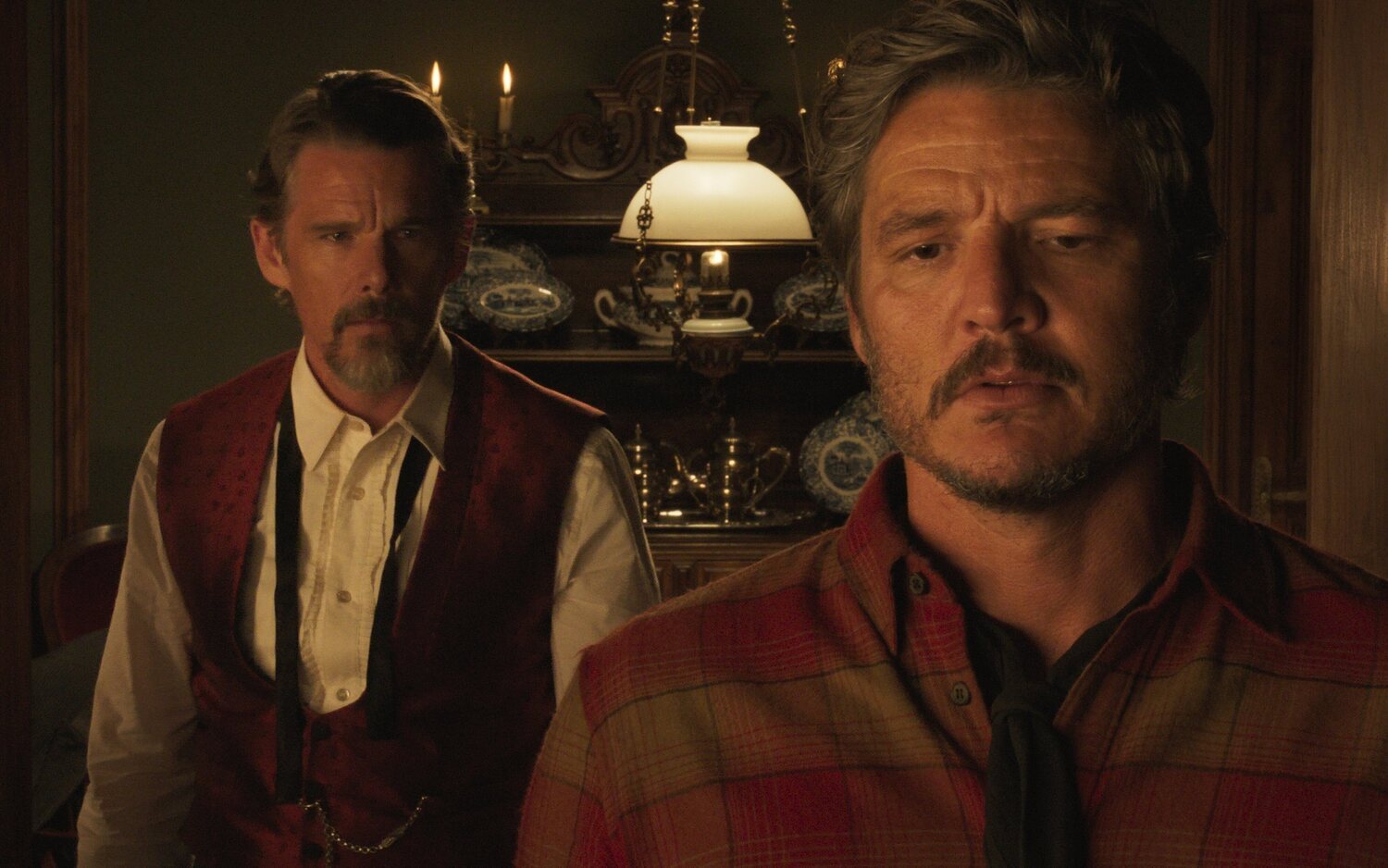 'Extraña forma de vida': Tráiler del cortometraje western de Almodóvar con Pedro Pascal y Ethan Hawke