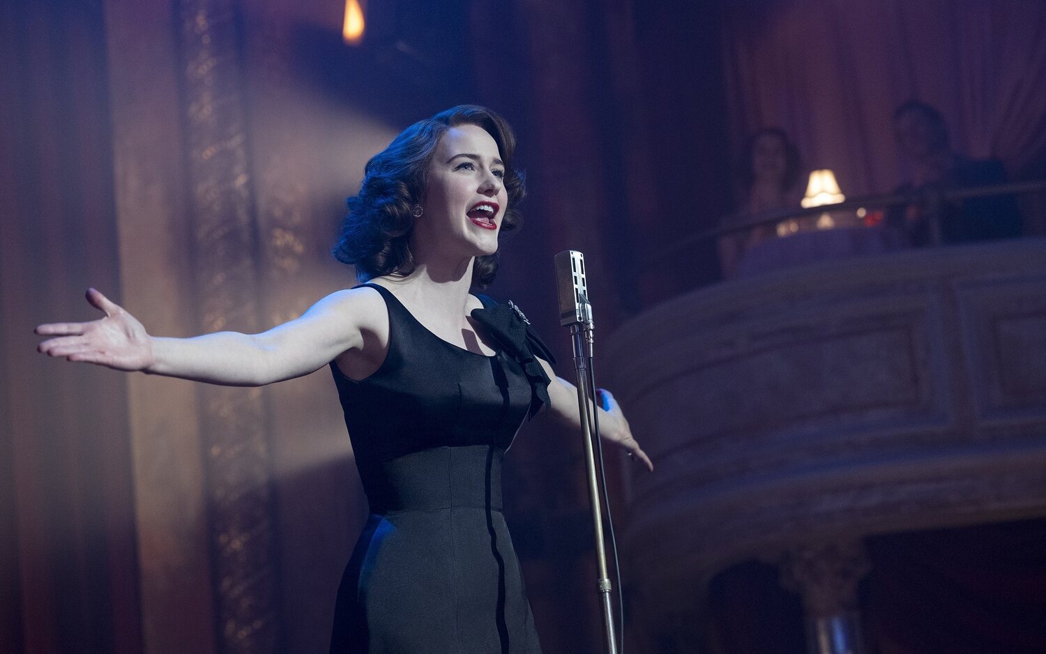 La creadora de 'La maravillosa Sra. Maisel' culpa a 'Los anillos de poder' del prematuro final de su serie