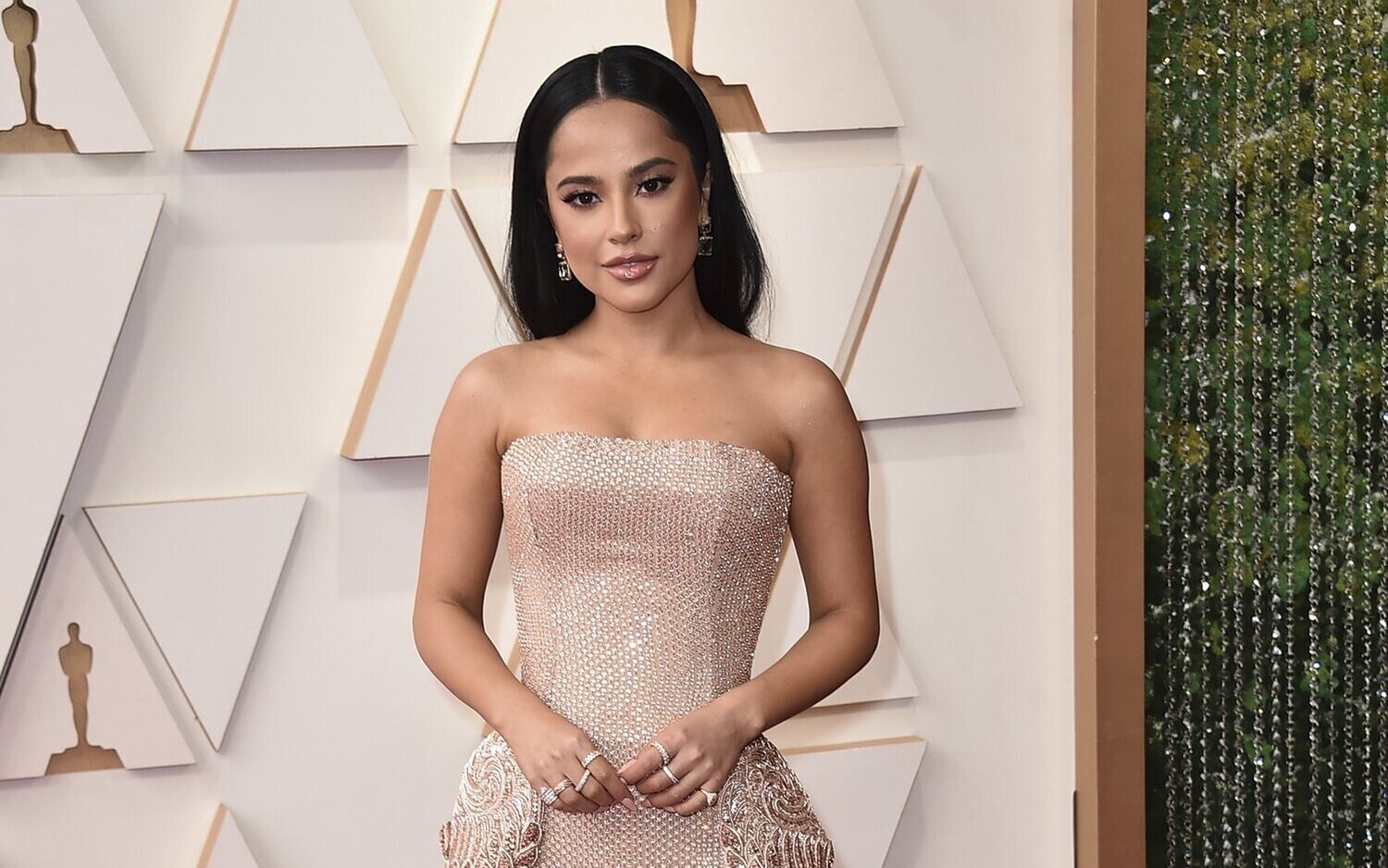 Becky G anuncia que se une al Universo DC con un papel en 'Blue Beetle'