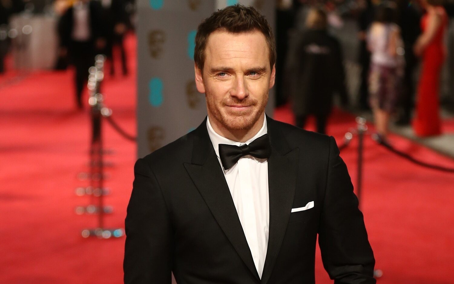 Michael Fassbender estrella su coche en las 24 horas de Le Mans