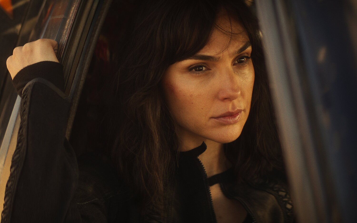 Tráiler de 'Agente Stone': Gal Gadot toma las riendas en su nueva película de espías para Netflix