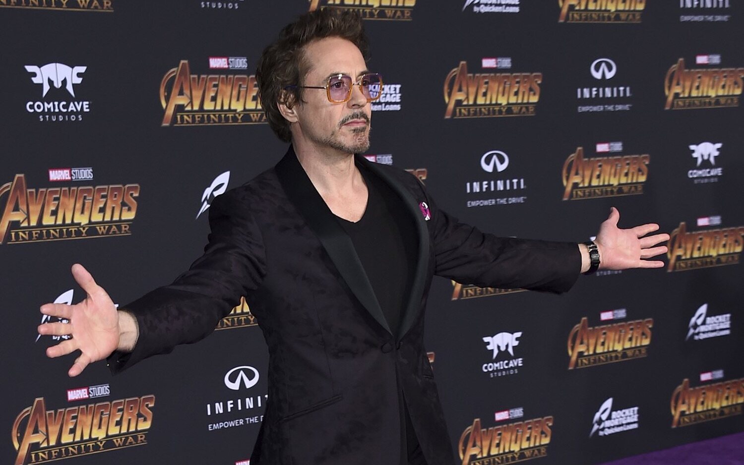 Robert Downey Jr. reacciona a la idea de trabajar en Marvel con Tom Cruise: "¡Tom, no lo cojas!"