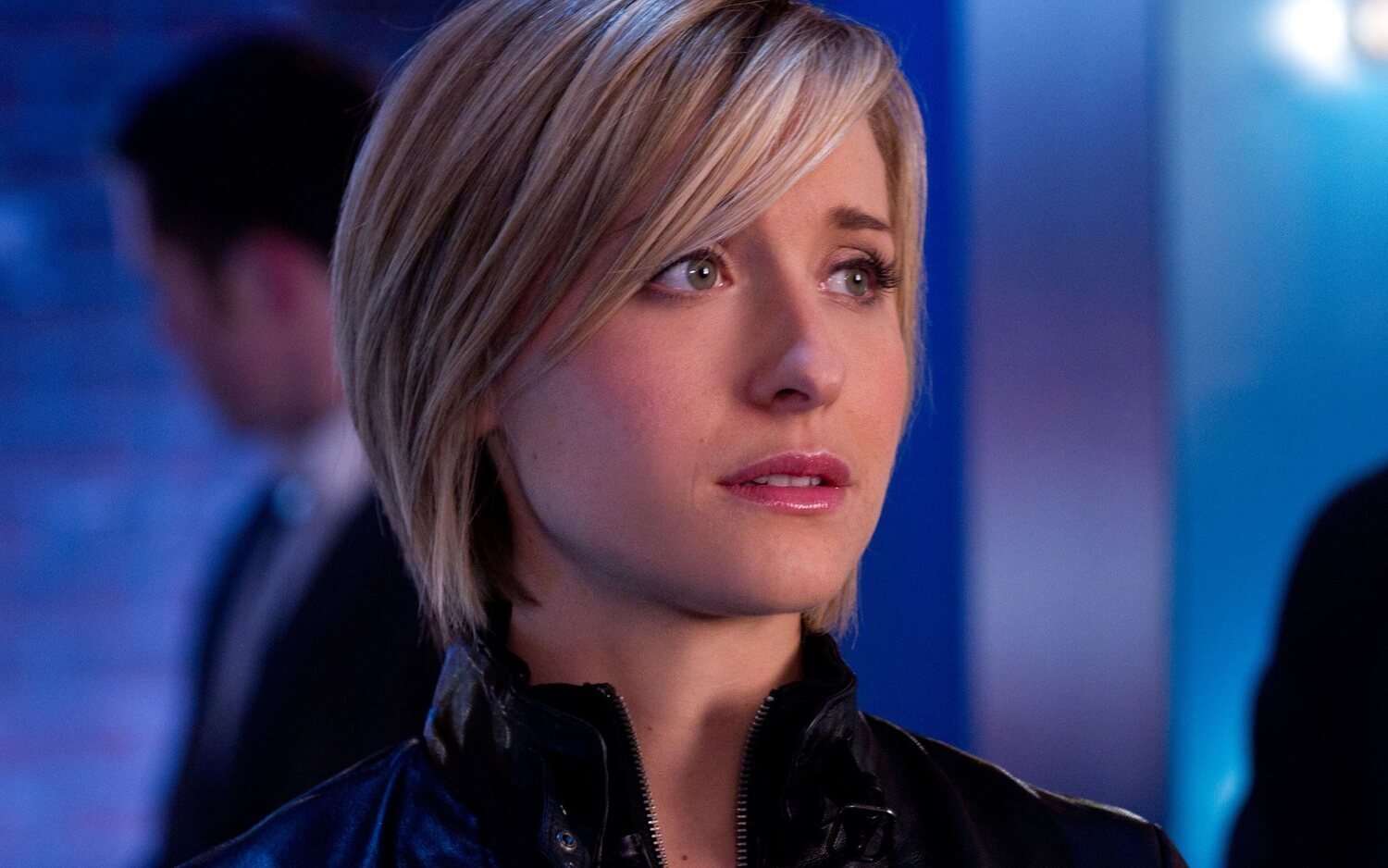 Allison Mack ('Smallville') sale de la cárcel antes de lo previsto tras su condena por participar en una secta sexual