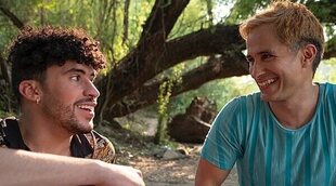 Gael García Bernal y Bad Bunny en el primer tráiler de 'Cassandro', el biopic sobre un luchador exótico gay