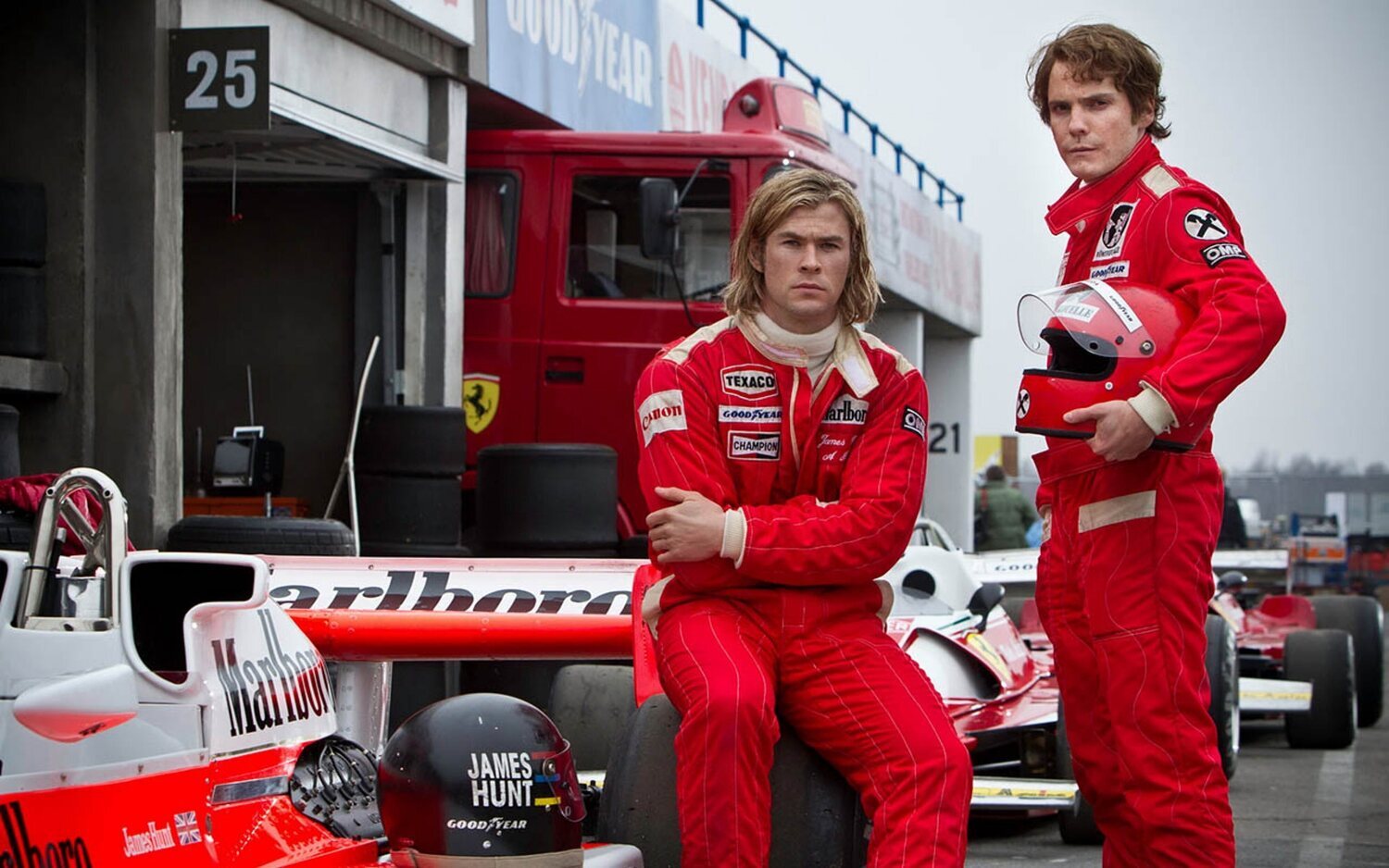 Chris Hemsworth y Daniel Brühl en 'Rush'