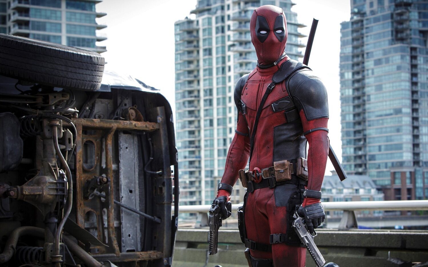 Ryan Reynolds como Deadpool