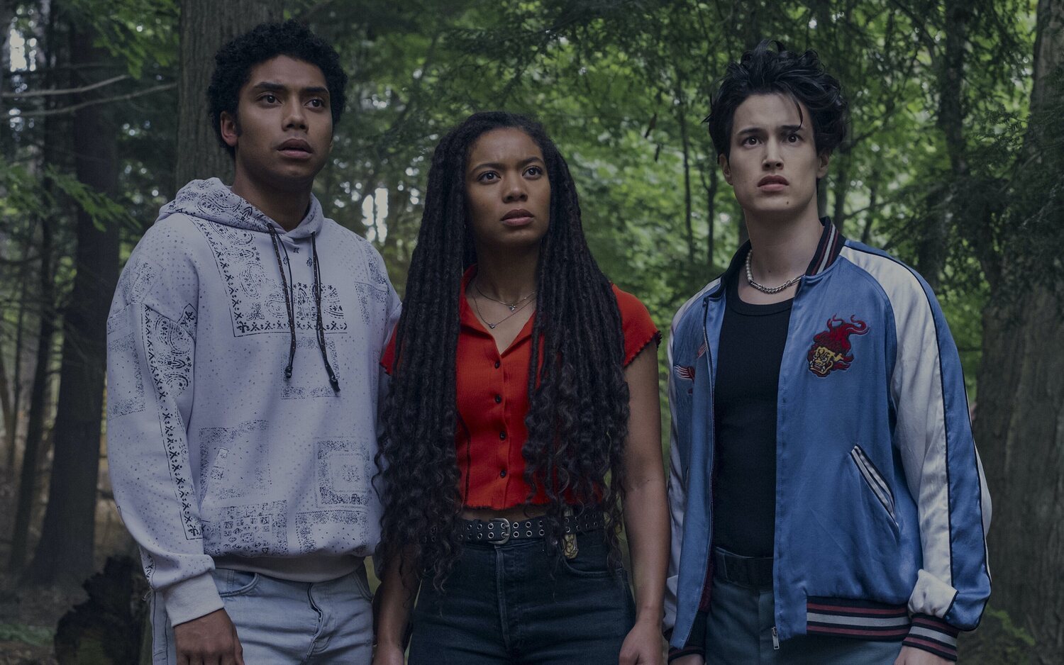 Chance Perdomo, Jaz Sinclair y Derek Luh en la primera temporada de 'Gen V'.