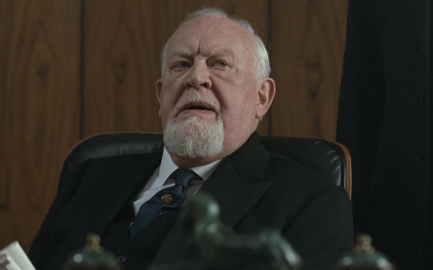 Joss Ackland en 'Un plan brillante'