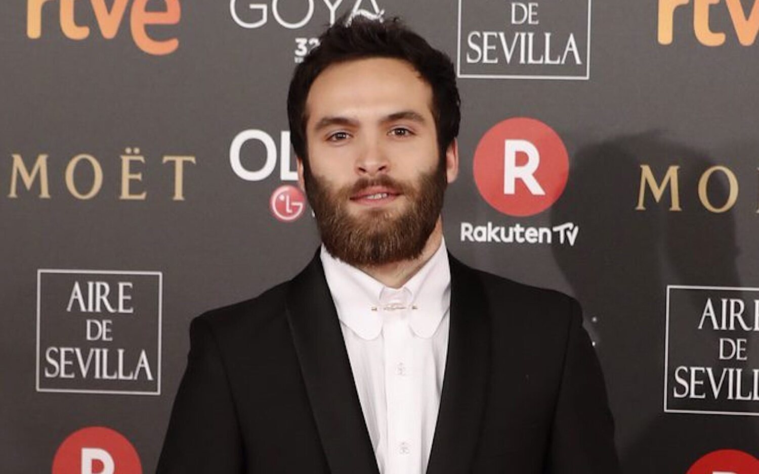 Ricardo Gómez en la alfombra roja de los Premios Goya 2018