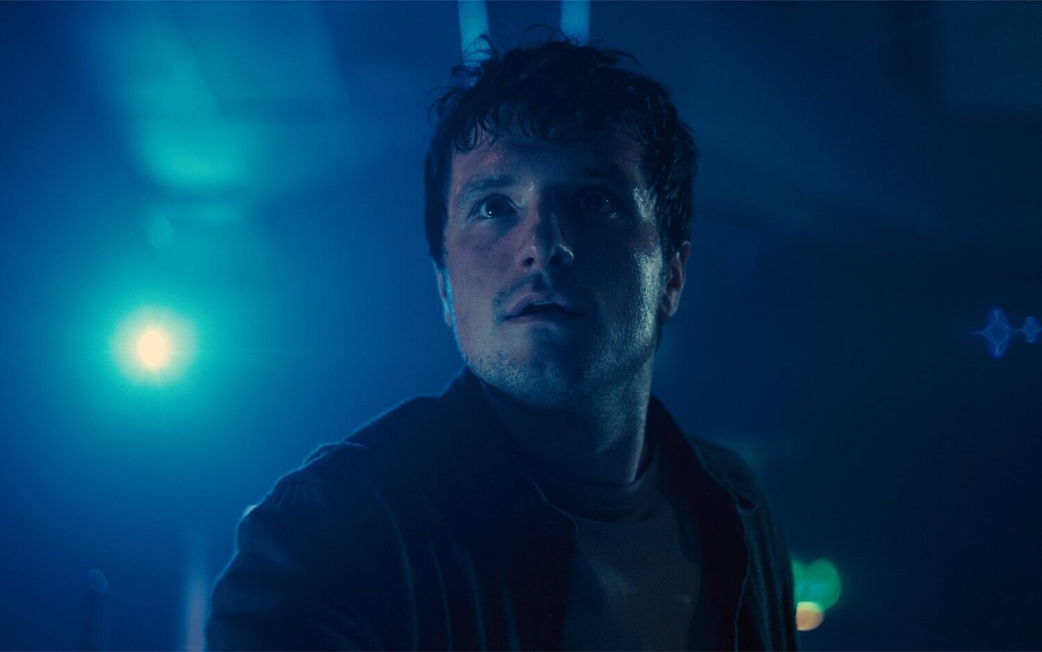 Josh Hutcherson como Mike Schmidt en 'Five Nights At Freddy's'